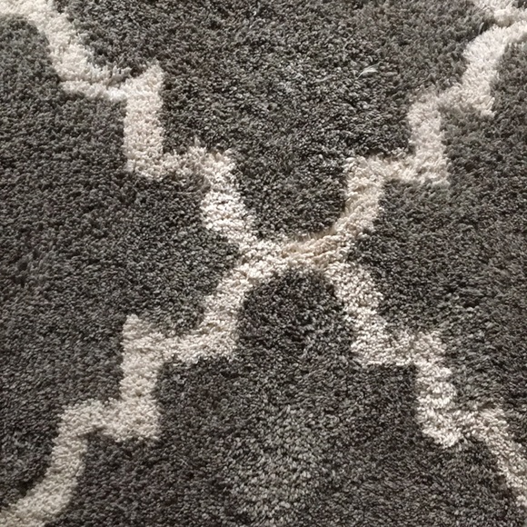 Meet your Posher, Elizabeth - Picture 1 of 1